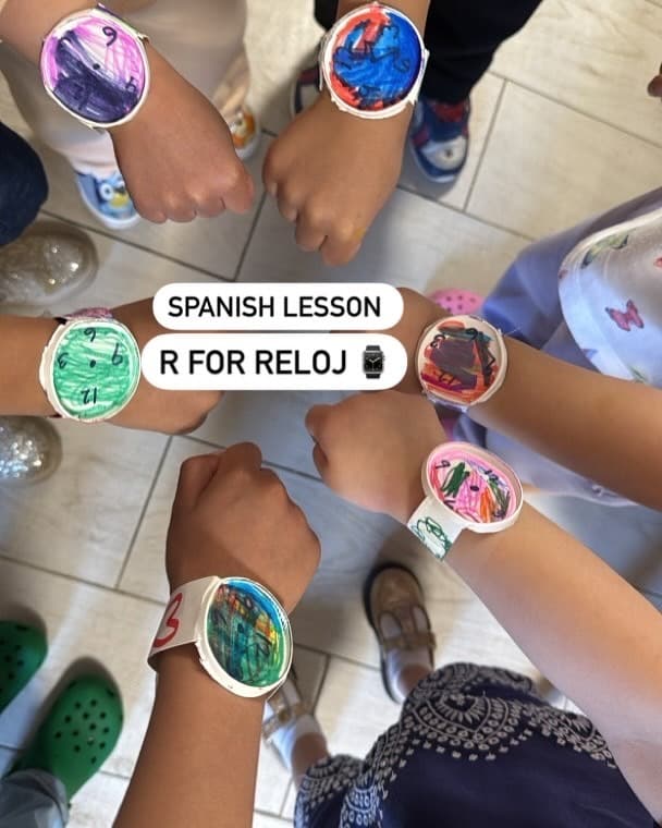 A child’s Spanish reloj literacy project